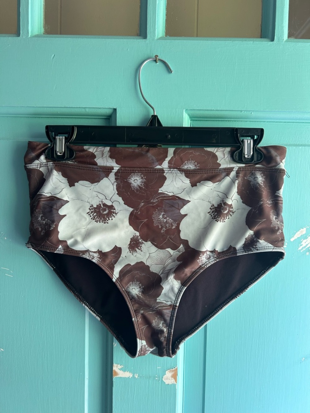 High-Waist Floral Bikini Bottoms - Black/White